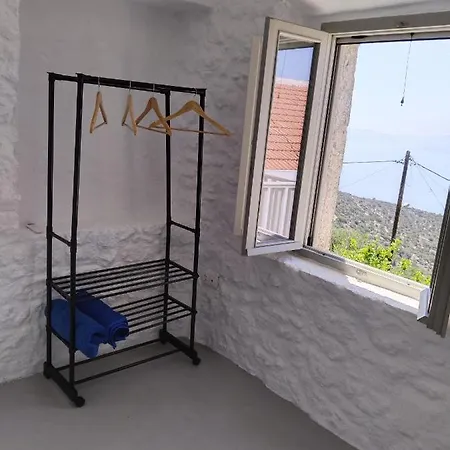 Oniropagida Nisyros #2 View *