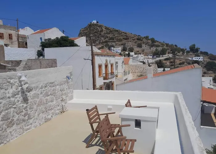 Oniropagida Nisyros #2 View Nikiá